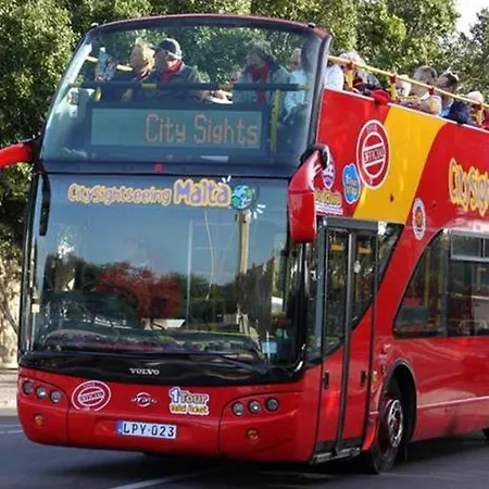 Exquisite Seafront In Spinola Bay St Julians Apartamento San Julián