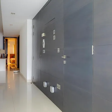 Apartment Exquisite Seafront In Spinola Bay St Julians *