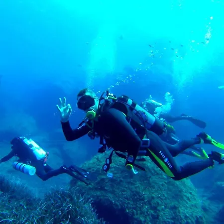 Exquisite Seafront In Spinola Bay St Julians Apartamento San Julián