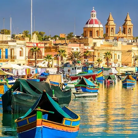 Exquisite Seafront In Spinola Bay St Julians Apartment *