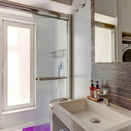 Exquisite Seafront In Spinola Bay St Julians *