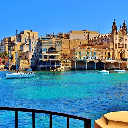 Exquisite Seafront In Spinola Bay St Julians شقة *