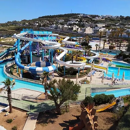 Exquisite Seafront In Spinola Bay St Julians