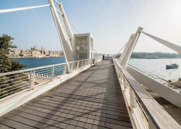 شقة Exquisite Seafront In Spinola Bay St Julians *