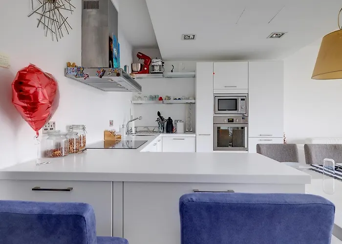 Exquisite Seafront In Spinola Bay St Julians