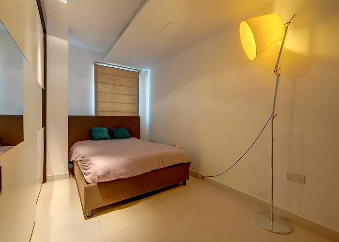 Exquisite Seafront In Spinola Bay St Julians