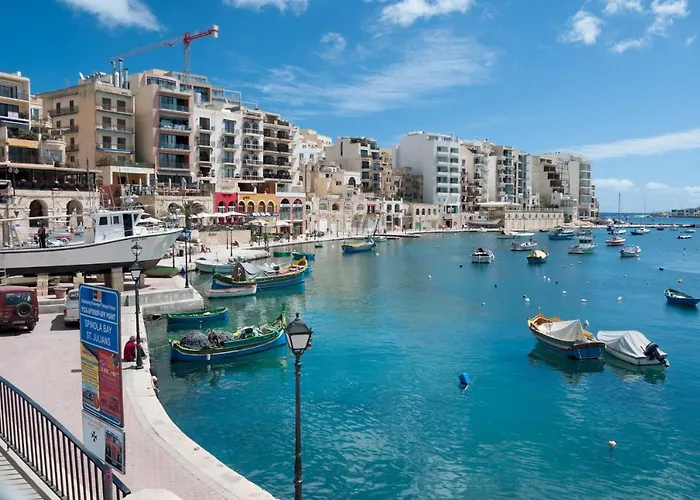 Daire Exquisite Seafront In Spinola Bay St Julians *